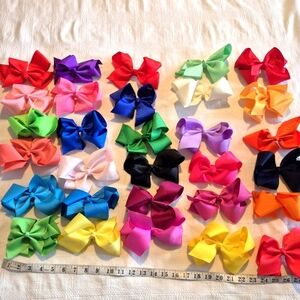 Girls hair bows bundle of 30 6" across big bows grosgrain ribbon bows EUC